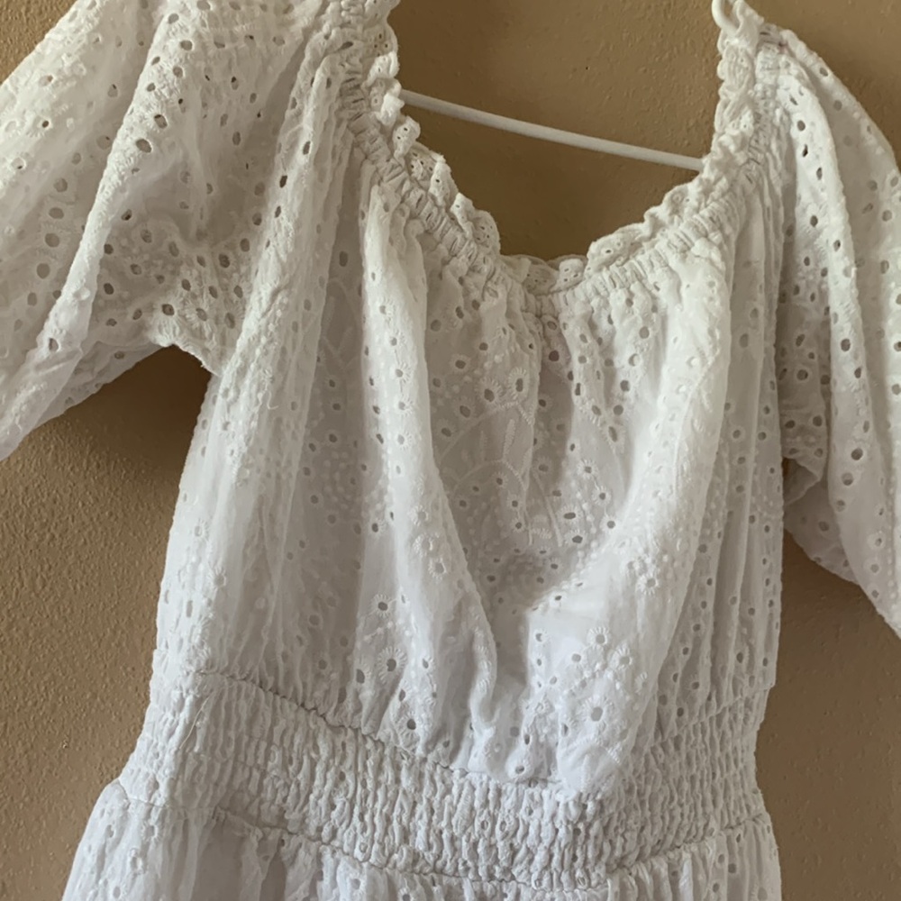 Betsey Johnson Elegant White Eyelet Dress Size Large - Picture 3 of 8